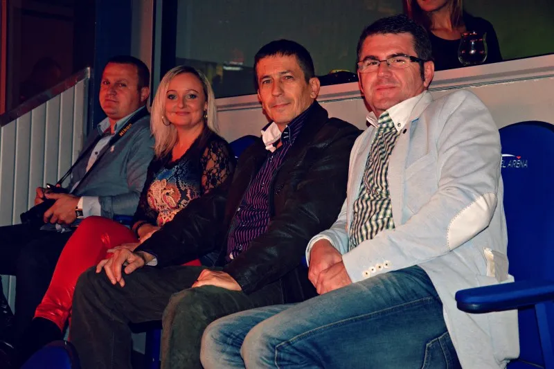 img-80-8